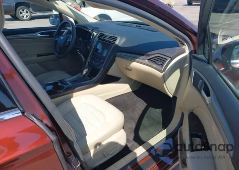 2016 Ford Fusion Se z USA, uszkodzony, nr VIN 3FA6P0H78GR104565